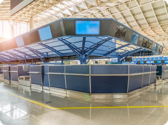 Feature Crowdsourced Real-Time Updates